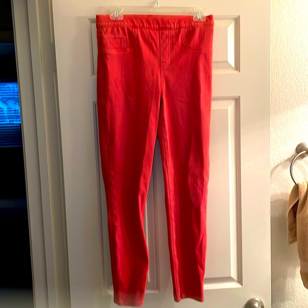 Spanx Medium Jean-ish Ankle Leggings, Island Red.